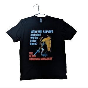 Men's Medium Gildan Texas Chainsaw Massacre Horror Graphic Tee Halloween